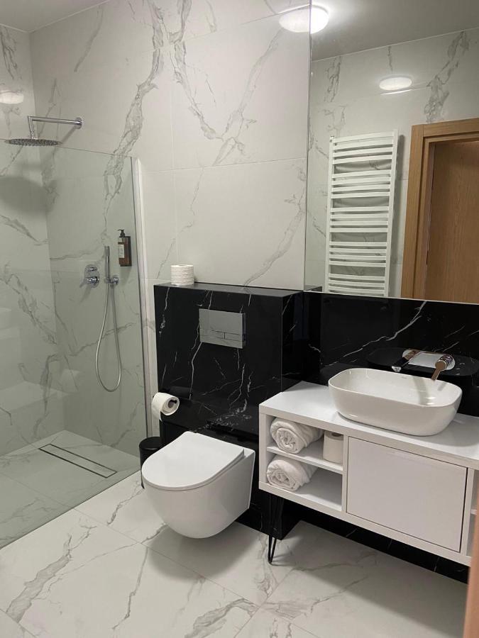Hotel Sebory Пшасныш Экстерьер фото