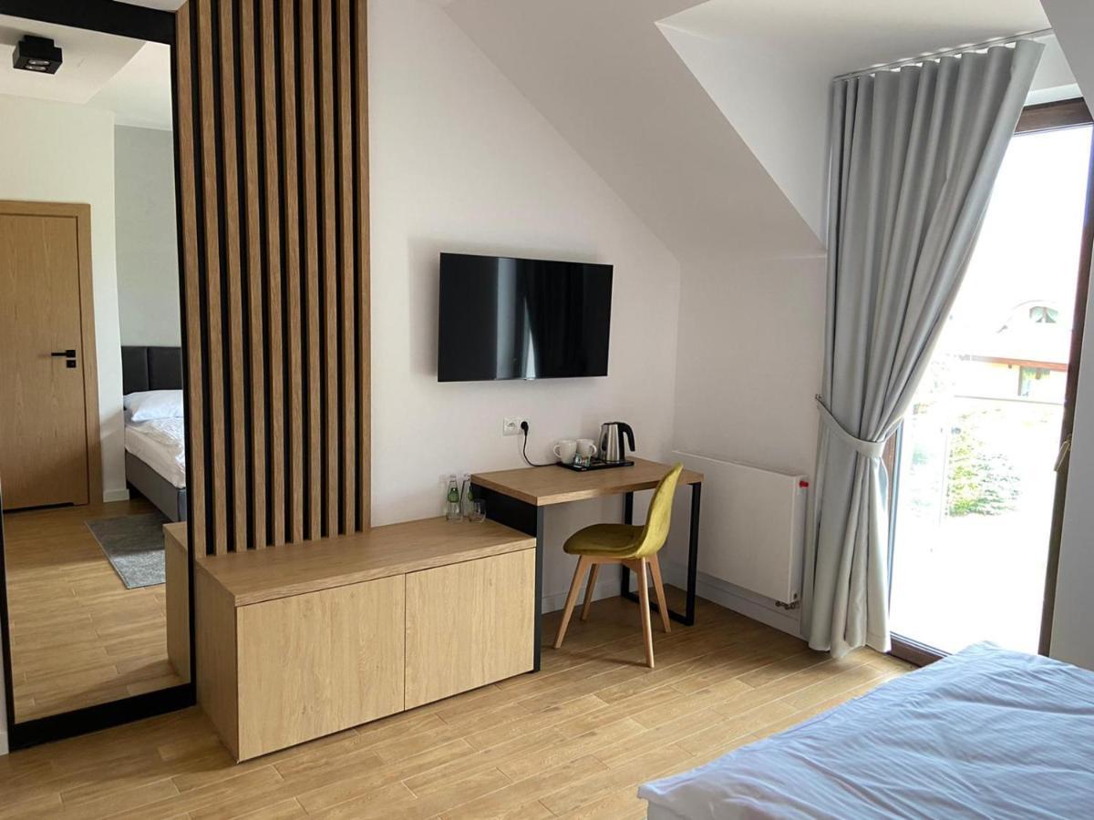 Hotel Sebory Пшасныш Экстерьер фото