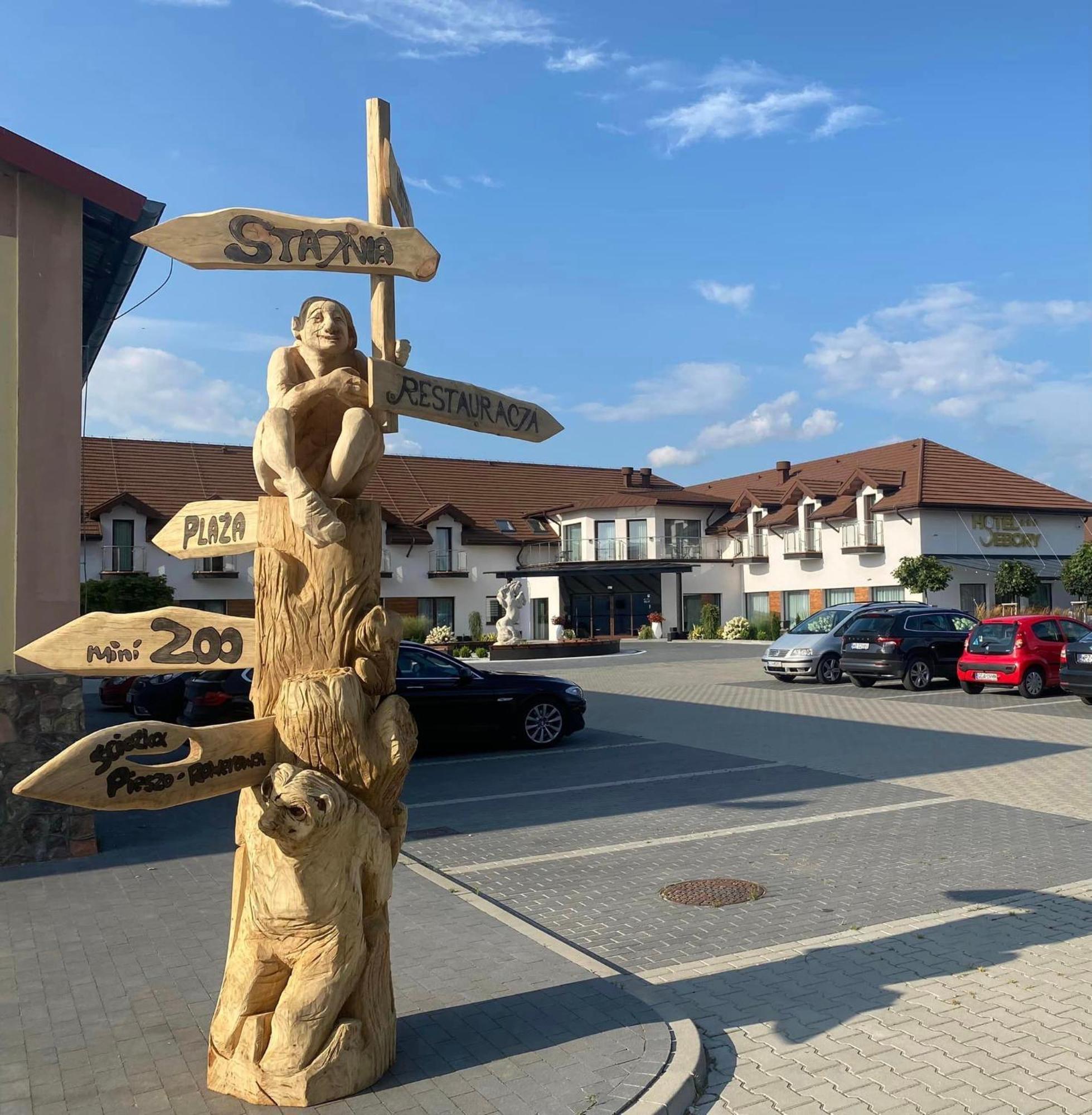 Hotel Sebory Пшасныш Экстерьер фото